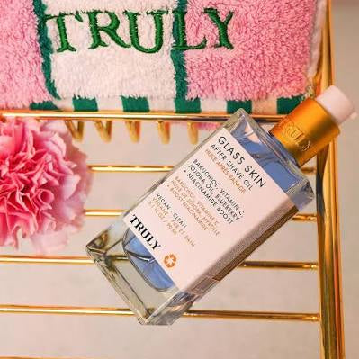 Truly Glass Skin aceite aclarador post afeitado