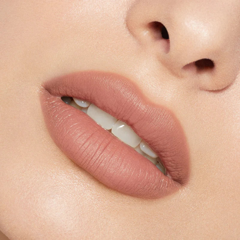Labial Kylie Jenner Nude Commando